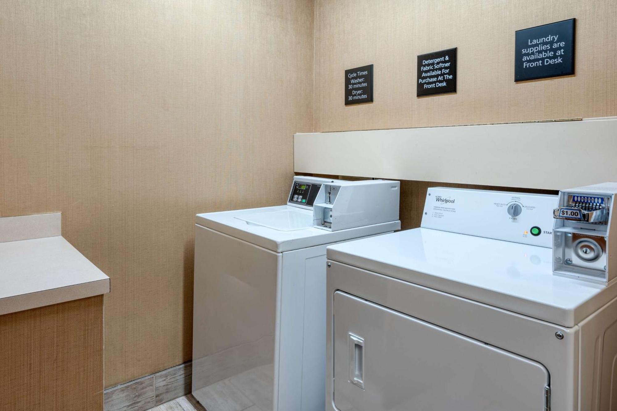 Hampton Inn Baltimore/White Marsh Exterior foto
