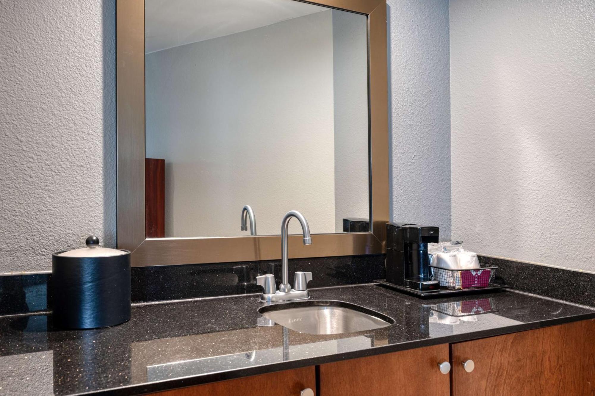 Hampton Inn Baltimore/White Marsh Exterior foto